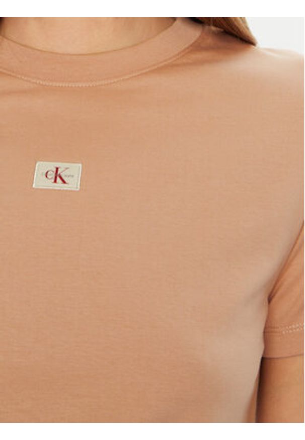 Calvin Klein Jeans T-Shirt J20J225084 Beżowy Regular Fit. Kolor: beżowy. Materiał: bawełna