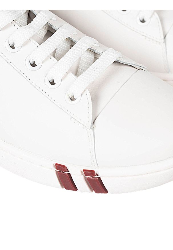 Bally Sneakersy "Wiera" | 6231693 | Wiera | Kobieta | Biały. Kolor: biały. Materiał: skóra. Wzór: aplikacja