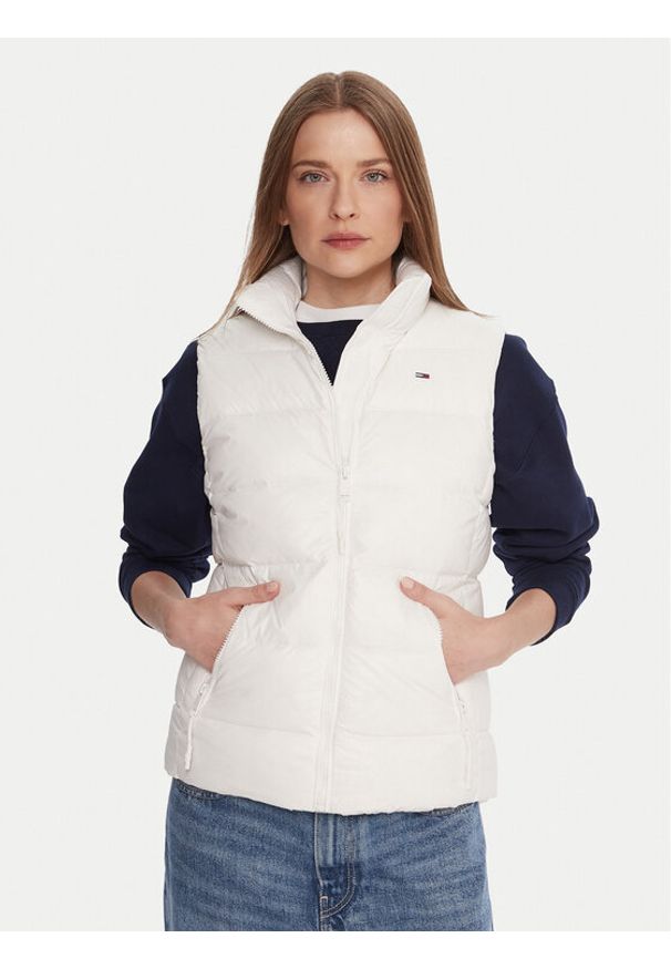 Tommy Jeans Bezrękawnik DW0DW21622 Biały Slim Fit. Kolor: biały. Materiał: syntetyk. Długość rękawa: bez rękawów