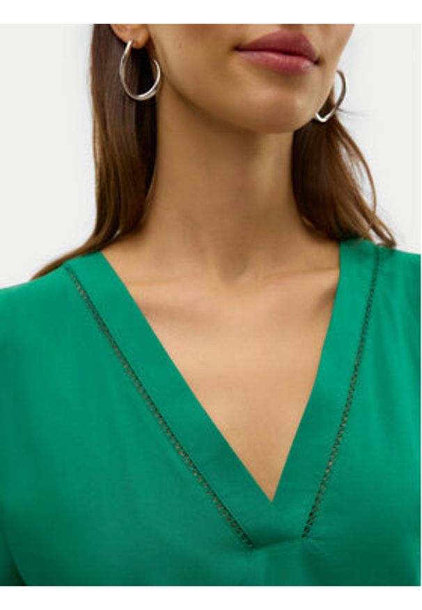 Vero Moda Bluzka Bella 10327551 Zielony Regular Fit. Kolor: zielony. Materiał: wiskoza