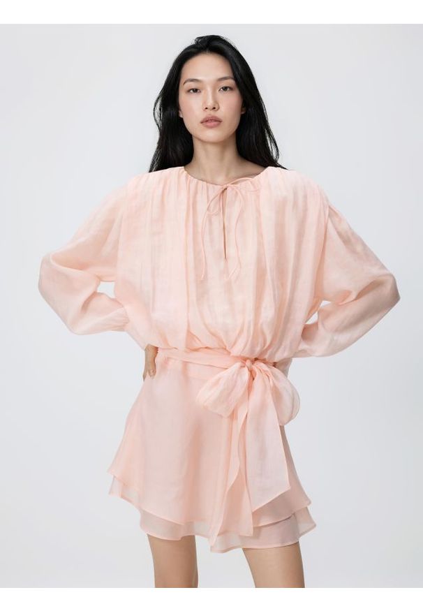 Reserved - Sukienka mini - brzoskwiniowy. Kolor: pomarańczowy. Materiał: tkanina. Wzór: gładki. Styl: klasyczny. Długość: mini