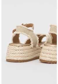 Wrangler sandały Kim Tex damskie kolor beżowy na platformie. Zapięcie: klamry. Kolor: beżowy. Materiał: guma. Obcas: na platformie #2