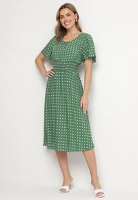 Born2be - Zielona Sukienka z Bawełny Rozkloszowana w Kropki Toliennea. Okazja: na co dzień. Kolor: zielony. Materiał: bawełna. Wzór: kropki. Styl: casual #5