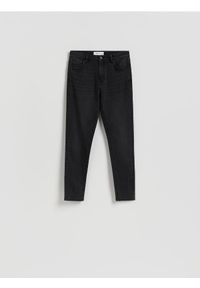 Reserved - Jeans slim fit mid rise - czarny. Kolor: czarny
