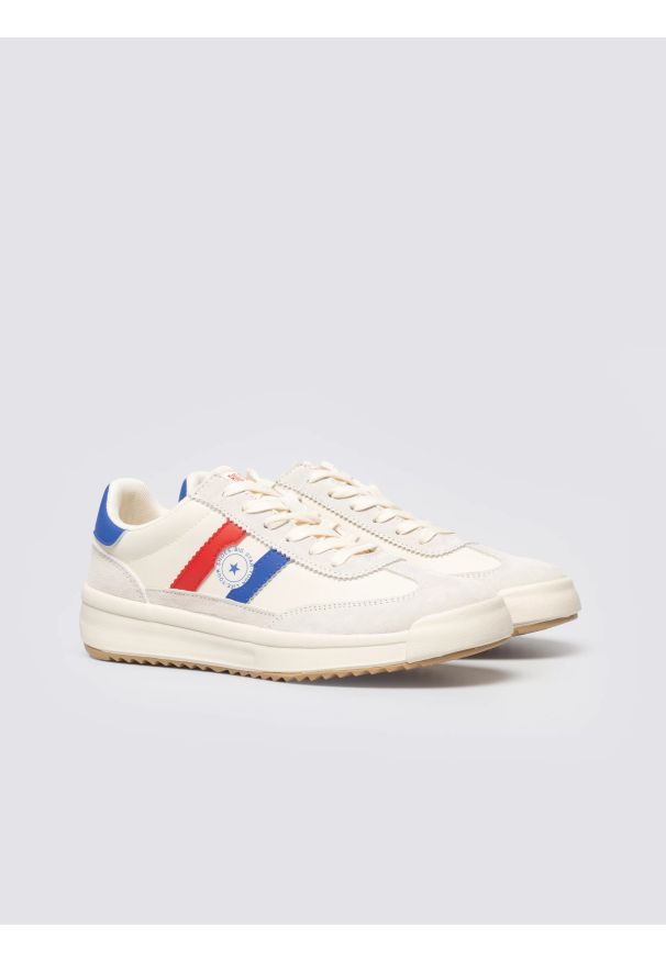 Big-Star - Sneakersy damskie ze skórzanymi wstawkami beżowe TT274161 801. Nosek buta: okrągły. Zapięcie: sznurówki. Kolor: beżowy. Materiał: skóra. Wzór: aplikacja, kolorowy. Sport: turystyka piesza