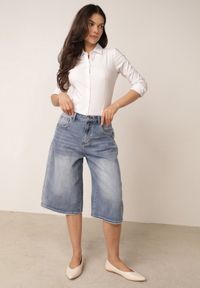 Born2be - Niebieskie Jeansowe Szorty Casual o Kroju Typu Bermudy z Bawełną Pheradia. Okazja: na co dzień. Kolor: niebieski. Materiał: jeans, bawełna. Długość: krótkie. Sezon: lato. Styl: casual #2