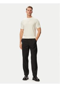 Karl Lagerfeld - KARL LAGERFELD T-Shirt 755037 563221 Biały Regular Fit. Typ kołnierza: dekolt w karo. Kolor: biały. Materiał: bawełna #4