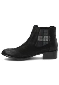 Czarne Botki Libero Damskie Stylowe Obuwie. Okazja: na co dzień, do pracy. Kolor: czarny. Materiał: jeans, nubuk, materiał. Szerokość cholewki: normalna. Obcas: na obcasie. Styl: elegancki. Wysokość obcasa: niski, średni