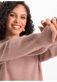 bonprix - Sweter z rękawami balonowymi. Kolor: różowy #2