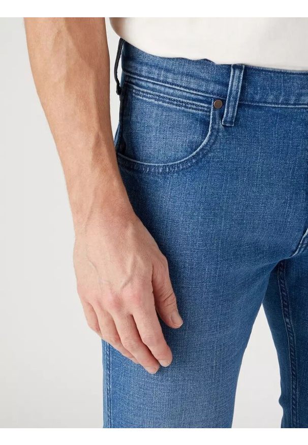 Wrangler - WRANGLER GREENSBORO MĘSKIE SPODNIE JEANSOWE JEANSY EASY DAYS W15QHN42M 112328978