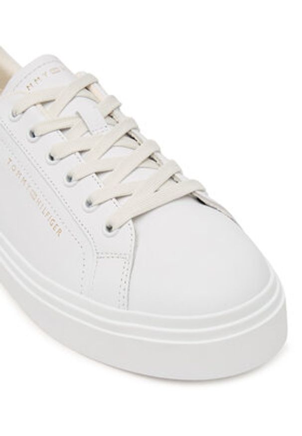 TOMMY HILFIGER - Tommy Hilfiger Sneakersy Chic Cupsole FW0FW09107 Biały. Kolor: biały. Materiał: skóra