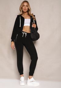 Renee - Czarny Komplet Dresowy z Bawełny Bluza z Kapturem i Spodnie Slim Inerisa. Kolor: czarny. Materiał: dresówka, bawełna. Wzór: aplikacja #3