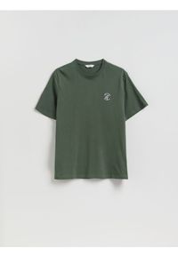 Reserved - T-shirt regular z bawełny - oliwkowy. Kolor: oliwkowy. Materiał: bawełna #1