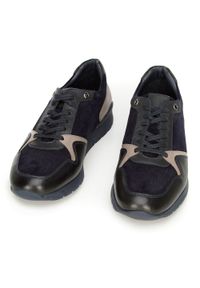 Wittchen - Męskie sneakersy ze skóry zamszowej i licowej granatowe. Okazja: na co dzień. Nosek buta: okrągły. Kolor: niebieski. Materiał: zamsz, skóra #3