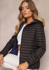 Renee - Czarna Kurtka Pikowana Paranaina. Kolor: czarny. Wzór: aplikacja, jednolity. Styl: elegancki