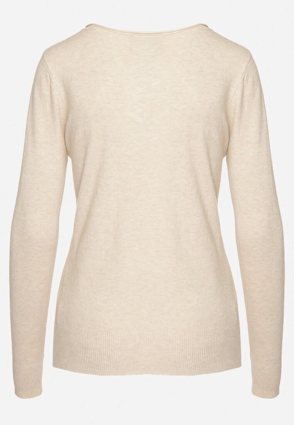 Born2be - Beżowy Sweter Klasyczny z Trójkątnym Dekoltem z Domieszką Kaszmiru Taielle. Okazja: do pracy, na co dzień. Kolor: beżowy. Materiał: kaszmir. Styl: klasyczny
