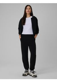 4f - 4F Spodnie dresowe z modalem joggery damskie - czarne XS. Stan: podwyższony. Kolor: czarny. Materiał: dresówka. Długość: do kostek. Wzór: gładki #1