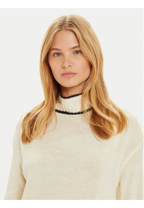 Brave Soul Golf LK-555ALTO Écru Loose Fit. Typ kołnierza: golf. Materiał: syntetyk