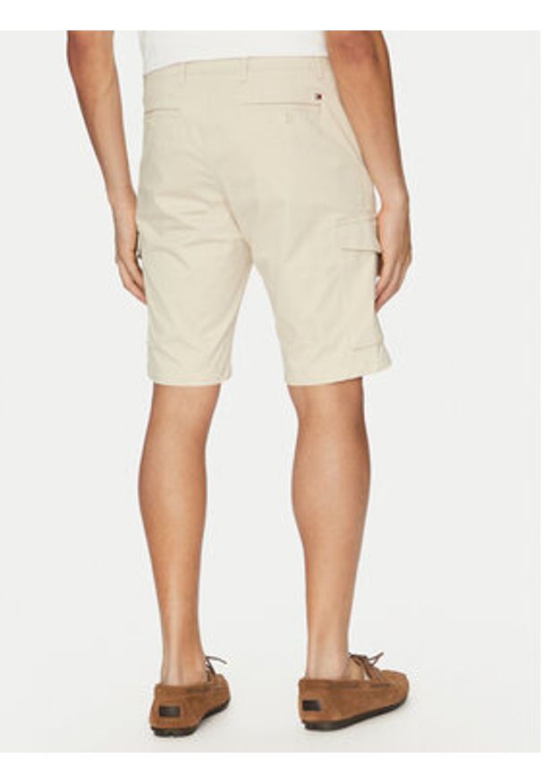 TOMMY HILFIGER - Tommy Hilfiger Szorty materiałowe John MW0MW31244 Beżowy Regular Fit. Kolor: beżowy. Materiał: bawełna