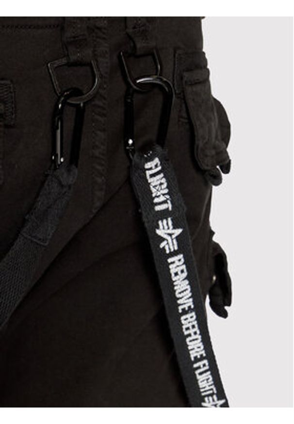Alpha Industries Szorty materiałowe Utility 116213 Czarny Regular Fit. Kolor: czarny. Materiał: bawełna