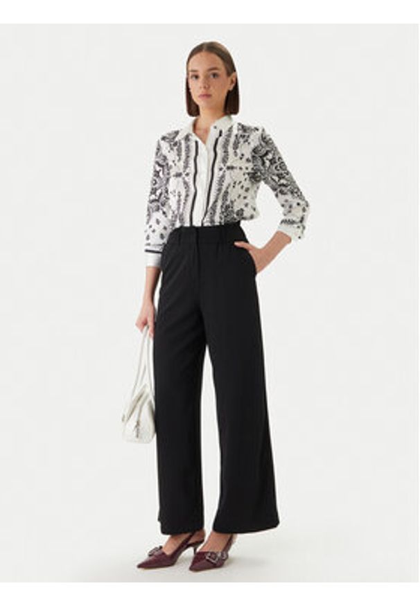 Morgan Koszula 261-CFOULAR Biały Regular Fit. Kolor: biały. Materiał: syntetyk