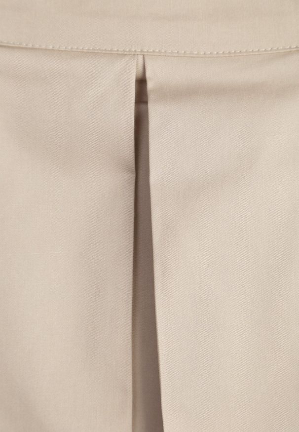 Born2be - Beżowa Rozkloszowana Spódnica z Bawełny z Szerokimi Plisami Malona. Okazja: na co dzień, do pracy. Kolor: beżowy. Materiał: bawełna. Styl: casual