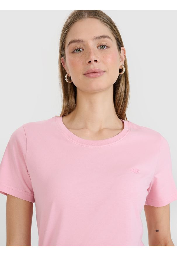 4f - 4F T-shirt regular gładki damski - różowy S. Okazja: na co dzień. Kolor: różowy. Materiał: dzianina, bawełna, jersey. Długość rękawa: krótki rękaw. Długość: krótkie. Wzór: gładki. Sezon: lato. Styl: klasyczny, sportowy, casual