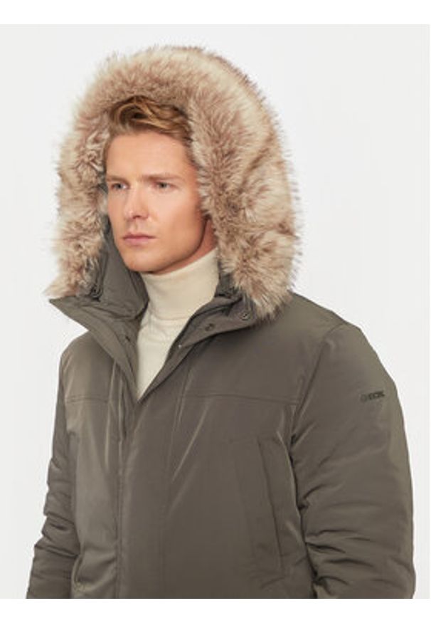 Geox Parka Sandford M4628F T3148 F3269 Zielony Regular Fit. Kolor: zielony. Materiał: syntetyk