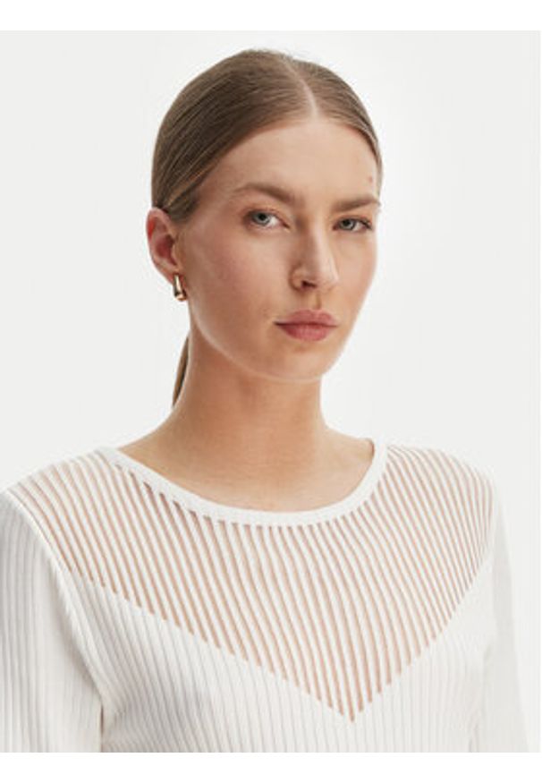 Rinascimento Bluzka CFM0012240003 Biały Slim Fit. Kolor: biały. Materiał: syntetyk
