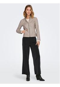 JDY Kurtka z imitacji skóry Emily 15241382 Beżowy Slim Fit. Kolor: beżowy. Materiał: skóra #6