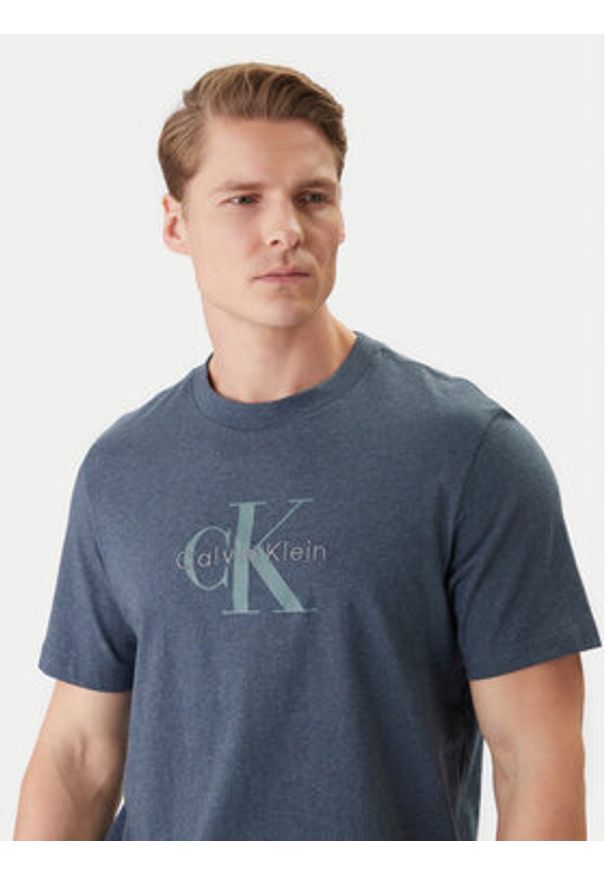 Calvin Klein Jeans T-Shirt LV04RB862G Granatowy Regular Fit. Kolor: niebieski. Materiał: bawełna