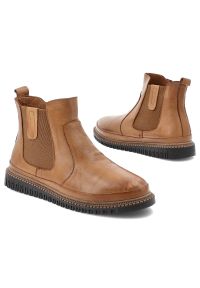 Brązowe Botki Artiker Stylowe Obuwie Damskie. Okazja: na spacer, na co dzień. Kolor: brązowy. Materiał: skóra, jeans. Styl: elegancki #7