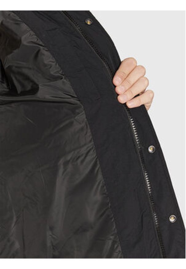 Calvin Klein Jeans Kurtka zimowa J30J321915 Czarny Oversize. Kolor: czarny. Materiał: syntetyk. Sezon: zima