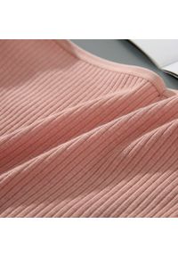 Intica - Figi z prążkowanego materiału średni stan Betti. Kolor: szary. Materiał: materiał, prążkowany #2