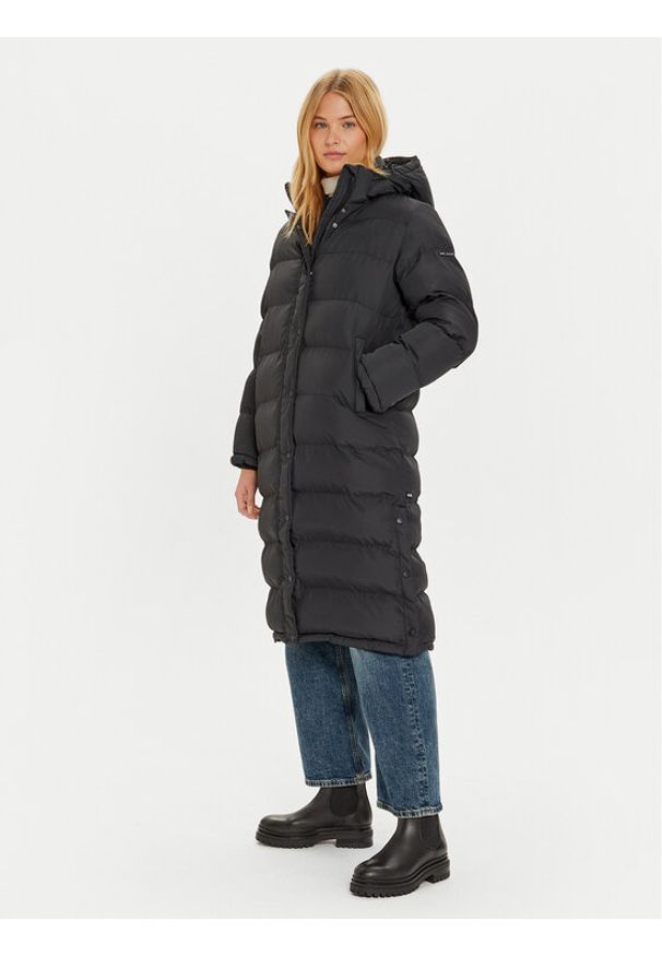 Pepe Jeans Płaszcz zimowy Bibi PL402437 Czarny Loose Fit. Kolor: czarny. Materiał: syntetyk. Sezon: zima