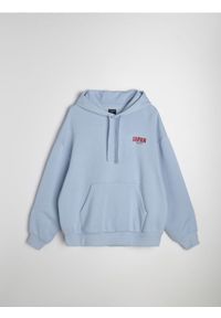 Sinsay - Bluza hoodie z nadrukiem - niebieski. Kolor: niebieski. Wzór: nadruk