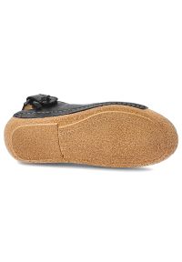 Czarne Sandały Maciejka Wygodne Obuwie Damskie. Okazja: na co dzień. Zapięcie: pasek. Kolor: czarny. Materiał: skóra. Sezon: lato. Styl: klasyczny, casual, elegancki #7