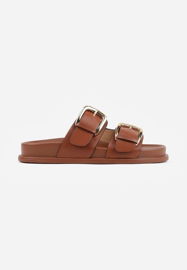 Renee - Brązowe Klapki z Metalicznymi Klamrami Aetheta. Okazja: na spacer. Kolor: brązowy