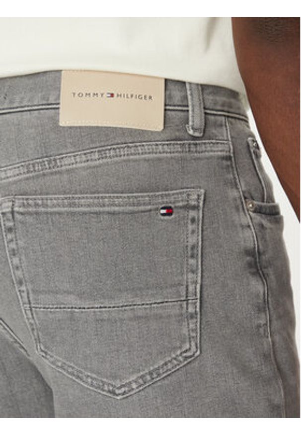 TOMMY HILFIGER - Tommy Hilfiger Szorty jeansowe Brooklyn MW0MW39222 Szary Slim Fit. Kolor: szary. Materiał: bawełna