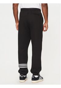 Adidas - adidas Spodnie dresowe Neuclassics JC9903 Czarny Loose Fit. Kolor: czarny. Materiał: syntetyk, bawełna #4