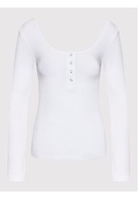 Pieces Bluzka Kitte 17101437 Biały Slim Fit. Kolor: biały. Materiał: bawełna #5