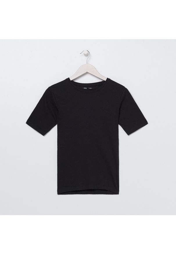 Sinsay - Koszulka z krótkimi rękawami - Czarny. Kolor: czarny. Długość rękawa: krótki rękaw. Długość: krótkie