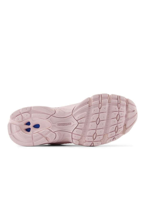 New Balance 530 U530TBD Sneakersy unisex. Okazja: na co dzień, na uczelnię. Kolor: różowy. Materiał: guma, syntetyk, materiał. Szerokość cholewki: normalna. Wzór: kolorowy. Sezon: lato
