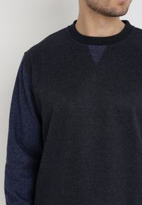 Born2be - Granatowy Sweter Typhephone. Kolor: niebieski. Materiał: materiał, jeans. Długość rękawa: długi rękaw. Długość: długie. Styl: klasyczny #3