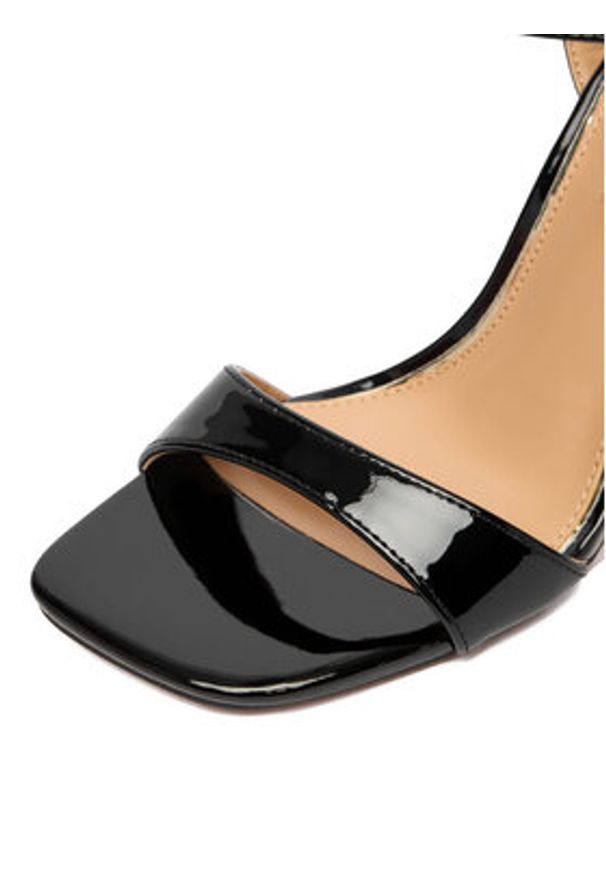 Nine West Sandały CEO-CR436-T8637 Czarny. Kolor: czarny. Materiał: materiał
