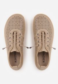 Born2be - Beżowe Skórzane Tenisówki z Ażurową Cholewką Nesseli. Okazja: na co dzień, do pracy, na spacer. Kolor: beżowy. Materiał: skóra. Szerokość cholewki: normalna. Wzór: ażurowy. Styl: boho, casual #9