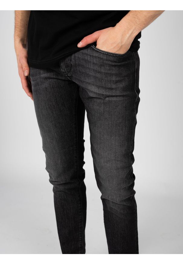 Diesel Jeansy "2019 D-Strukt" | A03562-09F75 | Mężczyzna | Czarny. Okazja: na spacer, na spotkanie biznesowe, na co dzień. Kolor: czarny. Długość: długie. Styl: elegancki, casual, biznesowy
