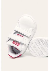 adidas Originals - Buty dziecięce Stan Smith. Nosek buta: okrągły. Zapięcie: rzepy. Kolor: biały. Materiał: syntetyk, materiał, skóra ekologiczna. Szerokość cholewki: normalna. Wzór: nadruk. Model: Adidas Stan Smith #4