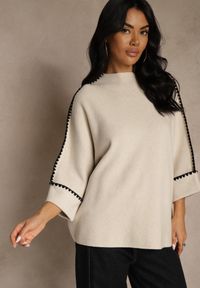 Renee - Beżowy Sweter Ozdobiony Lamówką na Rękawach Tusenna. Okazja: na co dzień. Kolor: beżowy. Materiał: jeans. Wzór: aplikacja. Styl: casual, elegancki, wizytowy #5