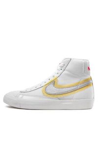 Nike Sneakersy Blazer Mid Vntg '77 CZ8105 100 Biały. Kolor: biały. Materiał: materiał